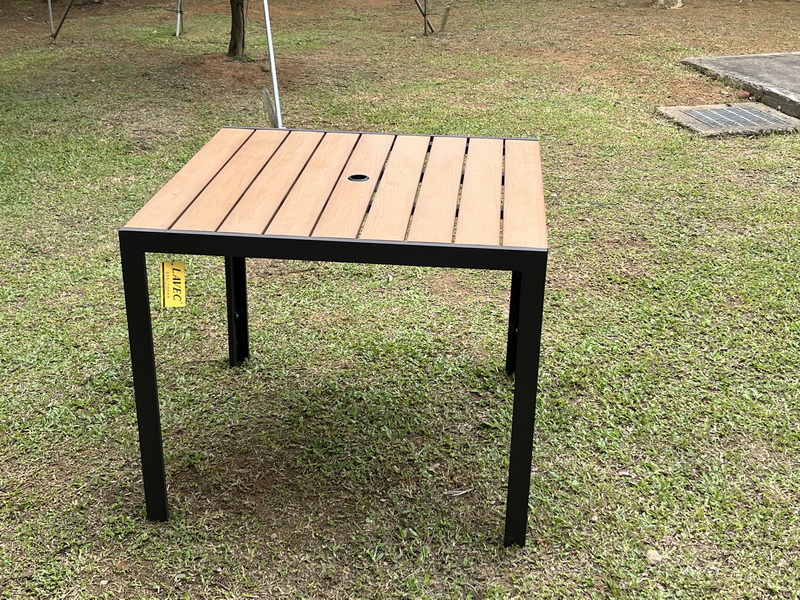 PT-090 90cm塑木方桌